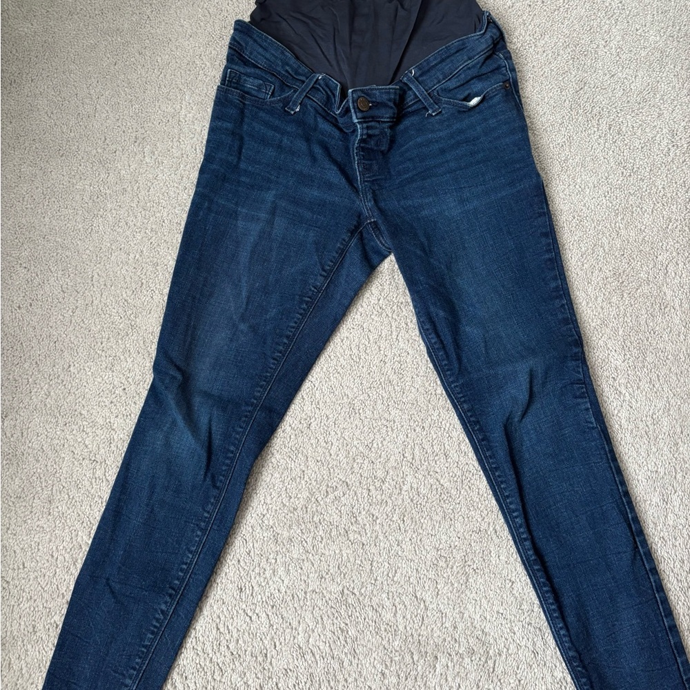 Old Navy Maternity Jeans - size 6 short